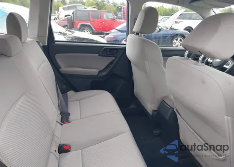 2018 Subaru Forester 2.5I из США, поврежденный, VIN JF2SJABC8JH468467
